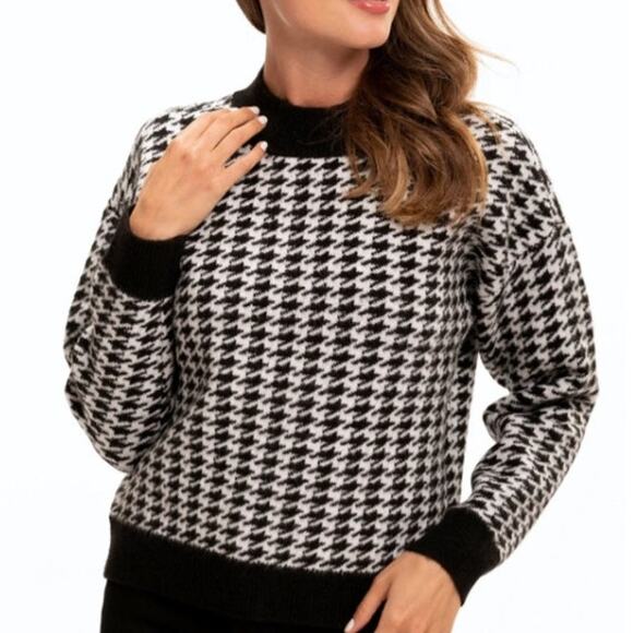 Threads 4 Thought LARGE Elexia Houndstooth Sweater - Pullover Crewneck Fluffy - Picture 2 of 12